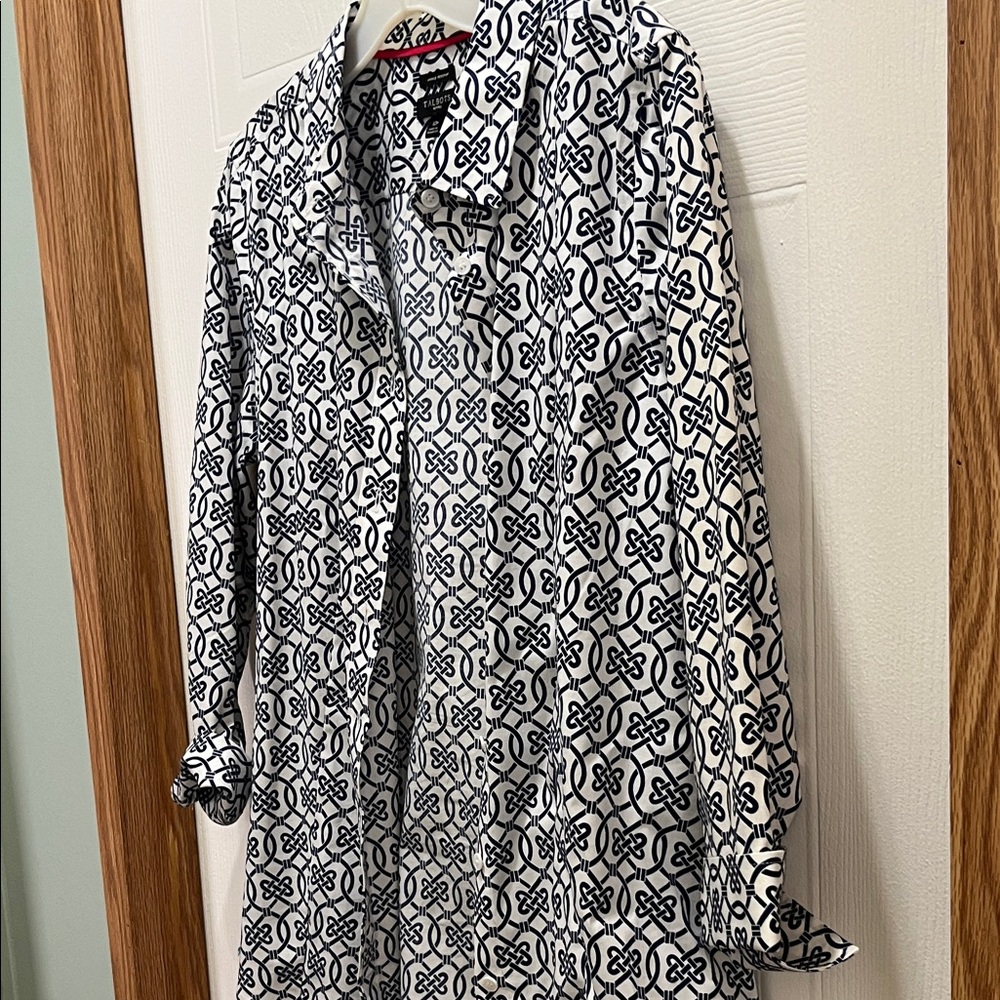 Talbots navy and white 3/4 sleeve blouse with cuffs